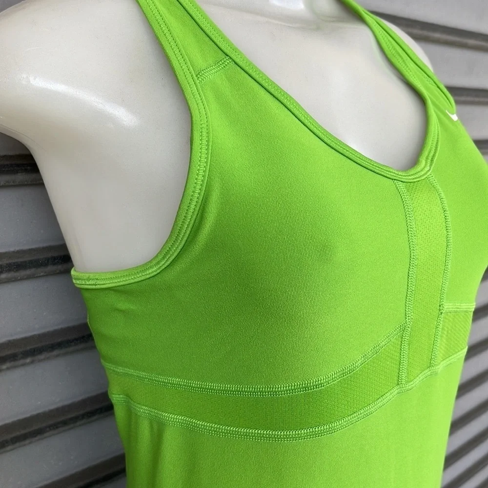 Nike classic dri
